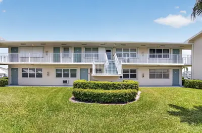 660 Horizon 107, Boynton Beach – Condominium for sale