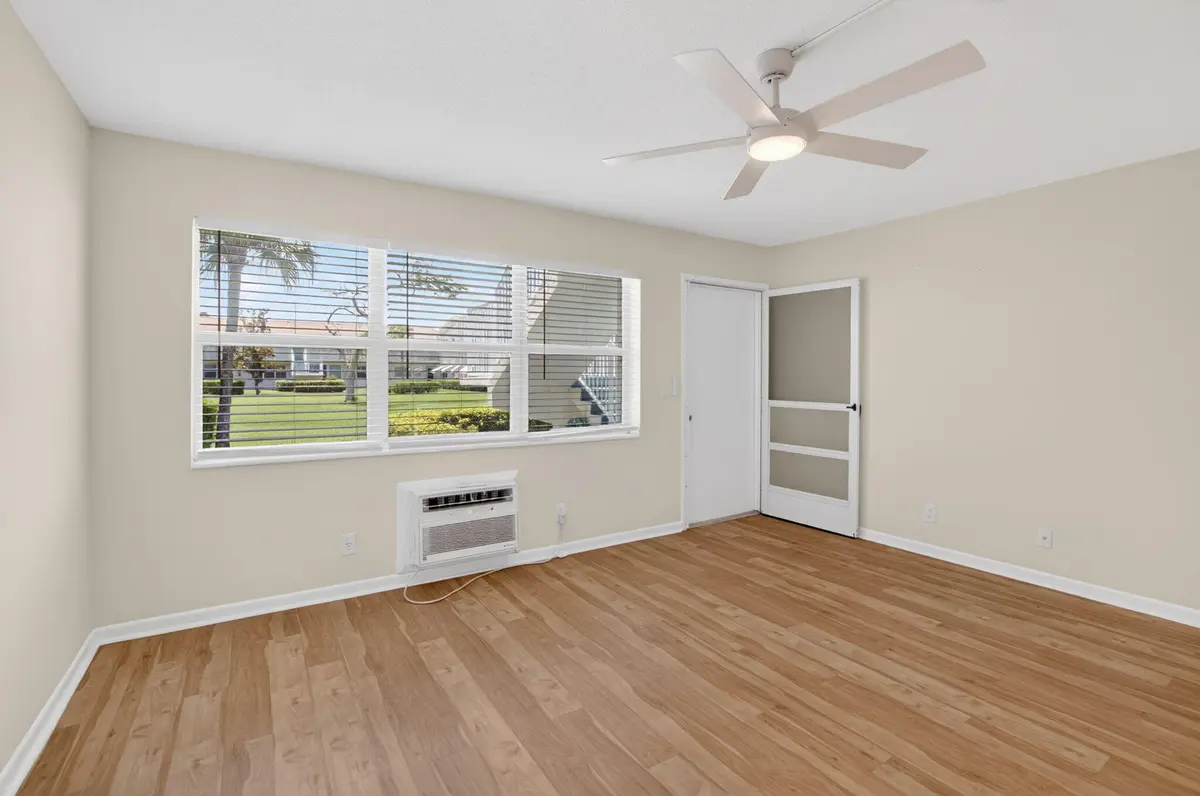 7-web-or-mls-DSC_6785 at 660 Horizon 107, Boynton Beach
