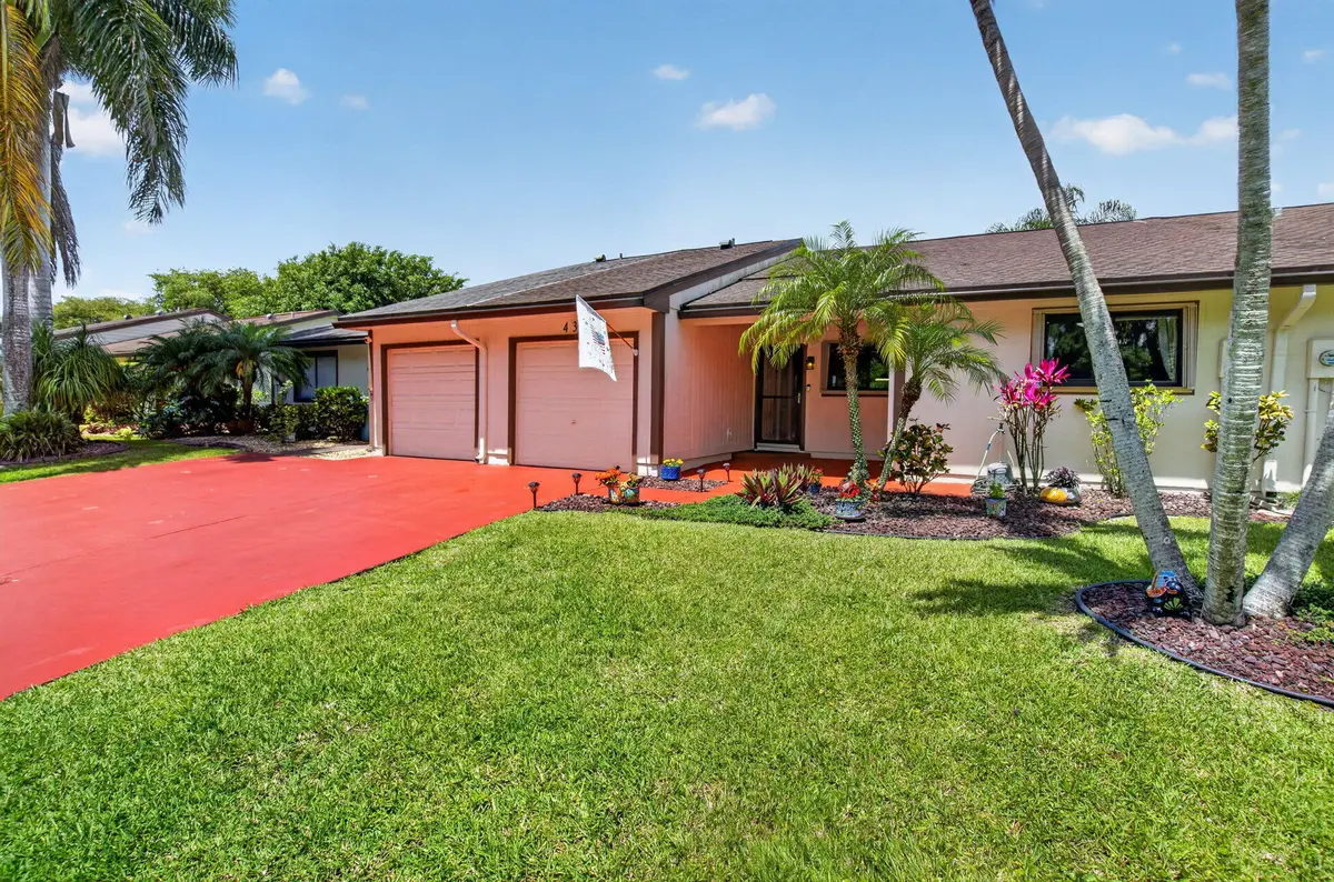 3-web-or-mls-DSC_6545 at 43 Mayfair Lane, Boynton Beach