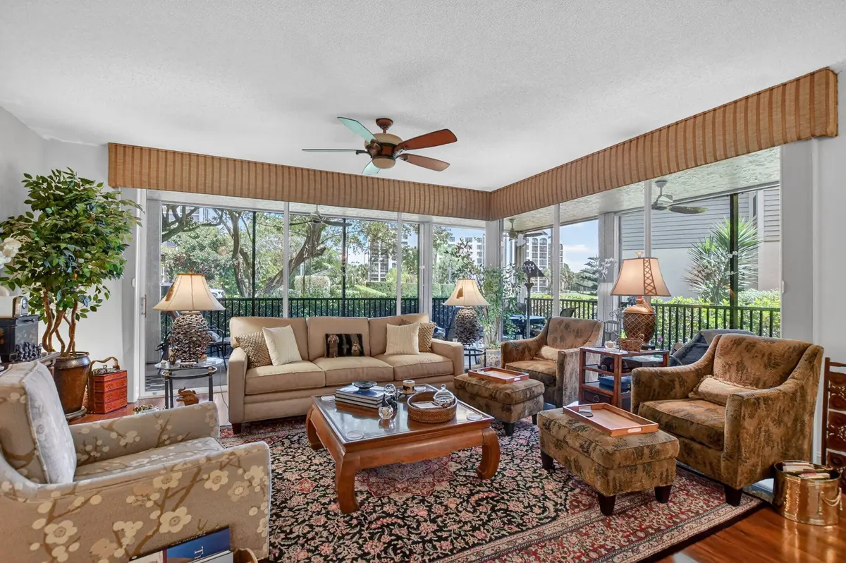 Living area at 7590 Elmridge Drive, Boca Raton