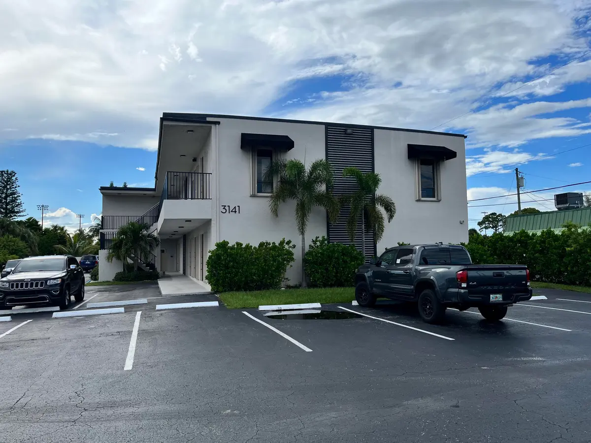 IMG_4129 at 3141 S Military Trail, Lake Worth