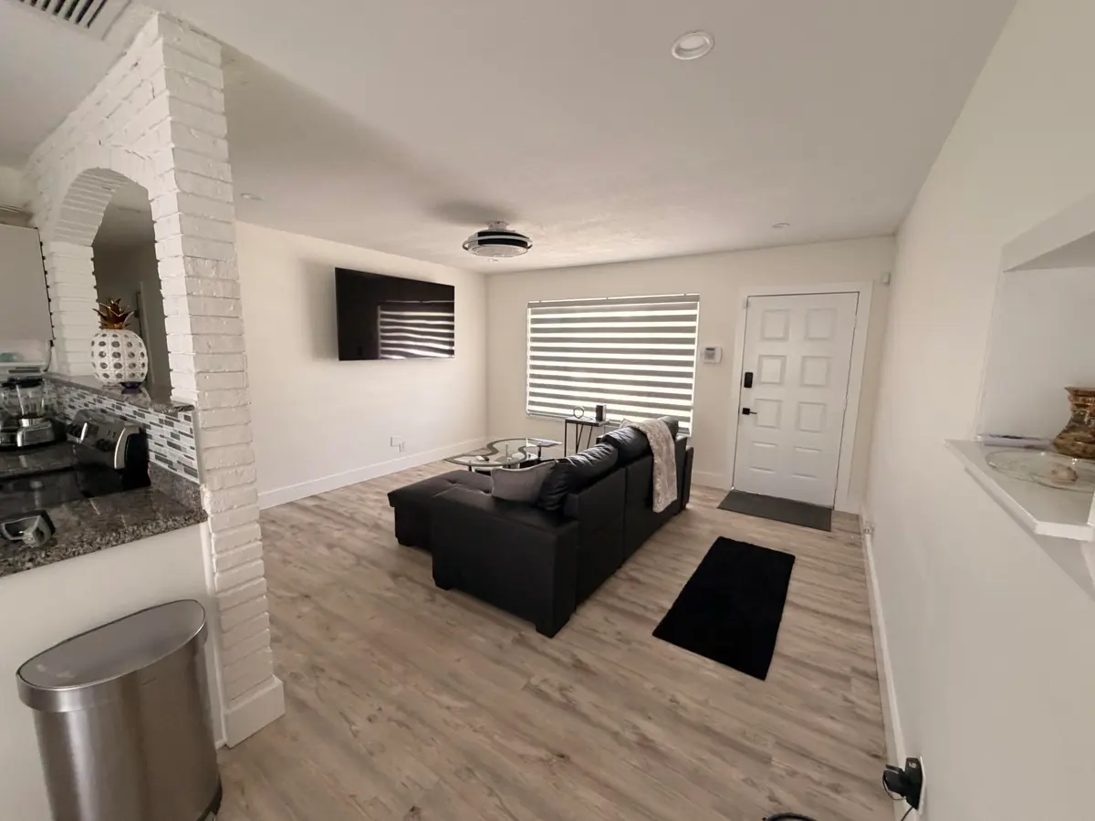 IMG_1367 at 1720 SW 64th Avenue, North Lauderdale