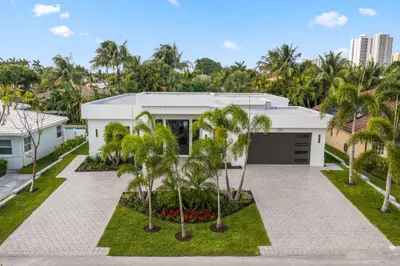 325 Cascade Lane, Palm Beach Shores – sold