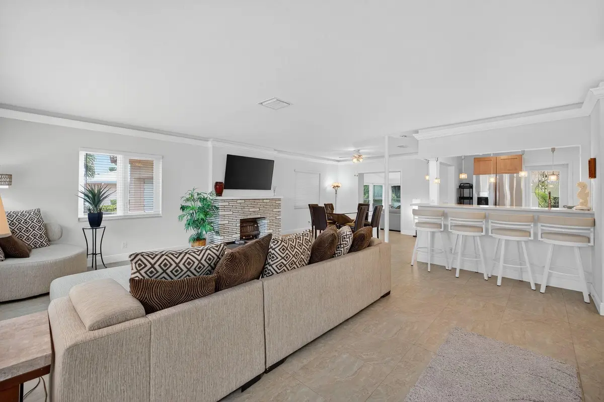 Photo 4 at 283 Imperial Lane, Lauderdale-By-The-Sea
