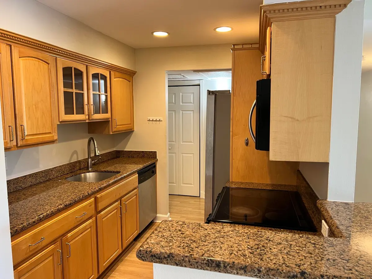 IMG_4071 at 1515 E Broward Boulevard 305, Fort Lauderdale
