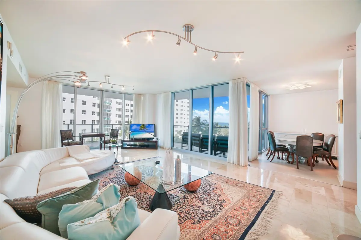 Photo 3 at 3101 S Ocean Drive 401, Hollywood