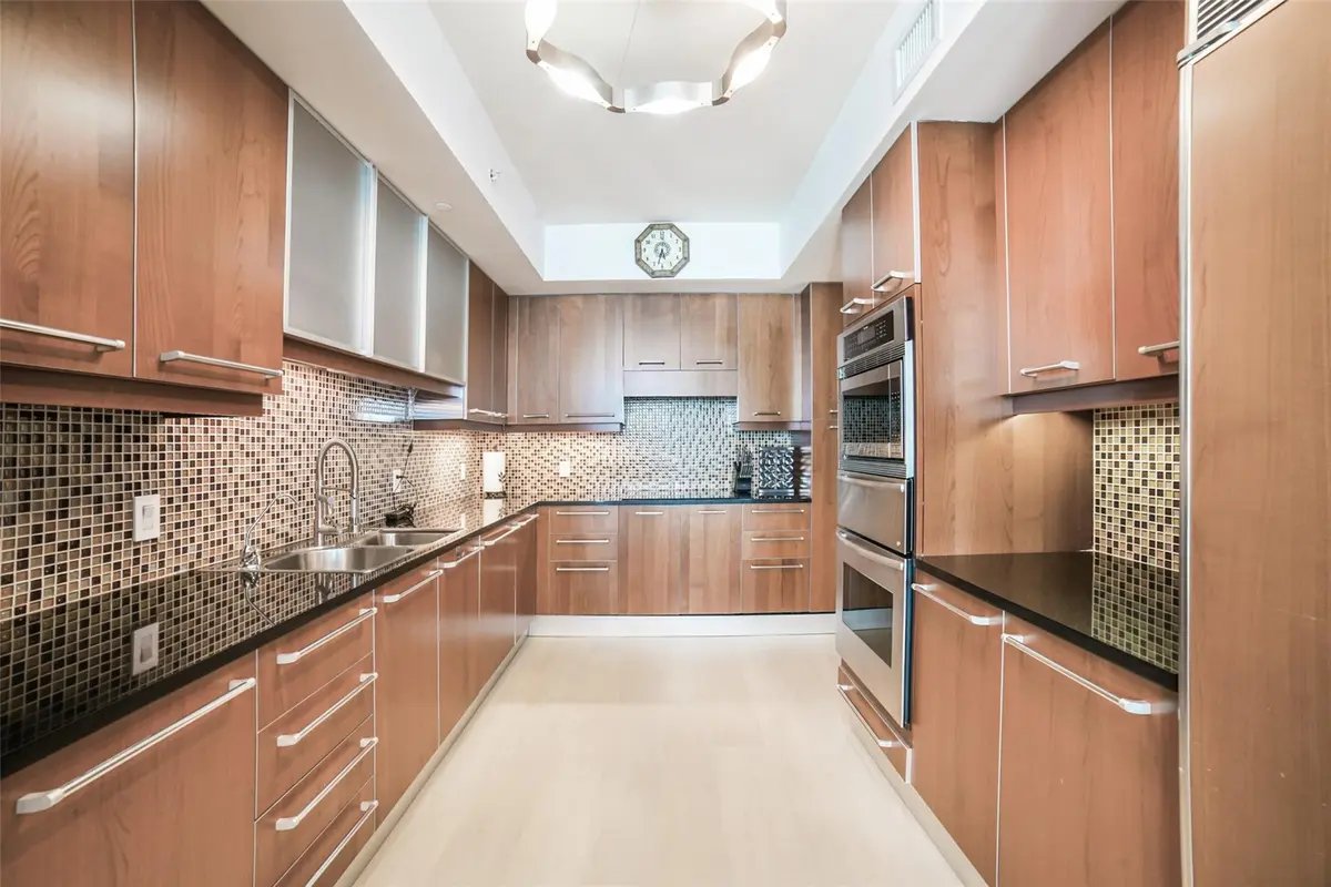 Photo 4 at 3101 S Ocean Drive 401, Hollywood