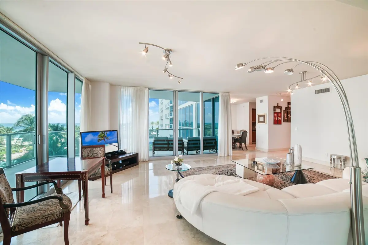 Photo 6 at 3101 S Ocean Drive 401, Hollywood