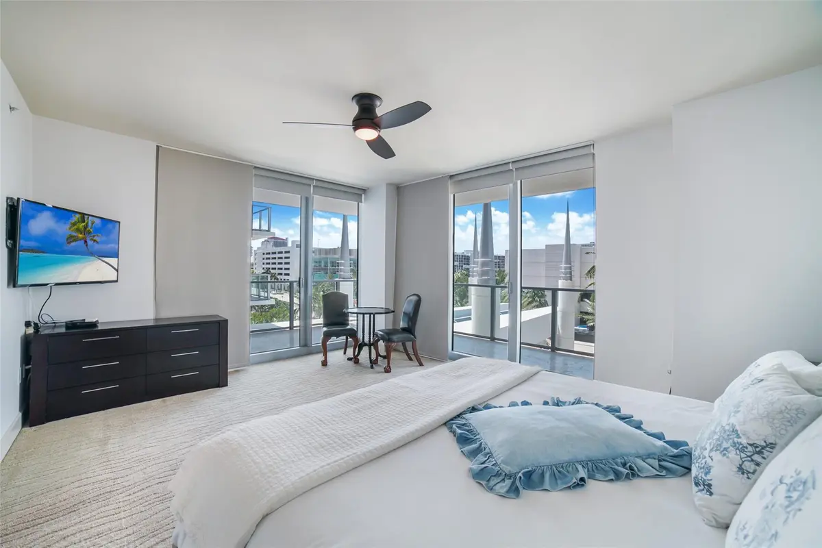 Primary bedroom at 3101 S Ocean Drive 401, Hollywood