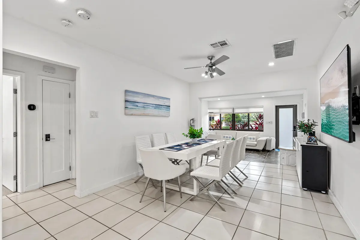 Dining Room 3 at 3305 NE 16th Court, Fort Lauderdale