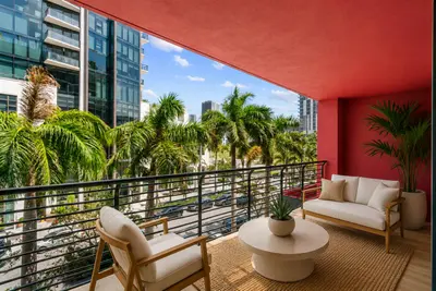 90 NE 32nd Street 306, Miami – Condominium for sale