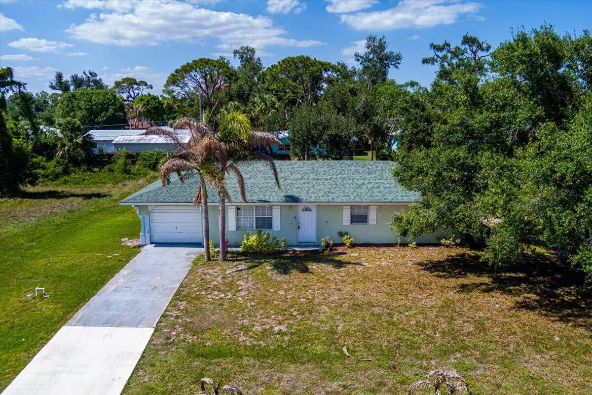 02-MAX_0033 at 6602 Fort Walton Avenue, Fort Pierce