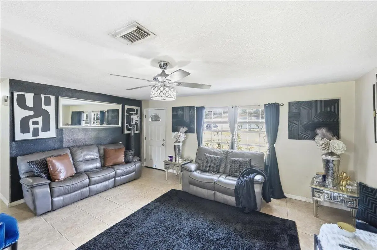 12-DSC1742 at 6602 Fort Walton Avenue, Fort Pierce