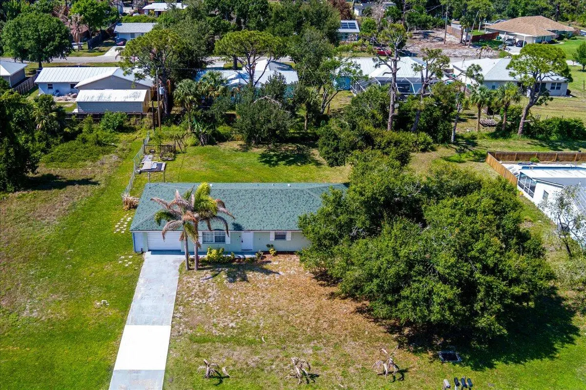 40-MAX_0034 at 6602 Fort Walton Avenue, Fort Pierce