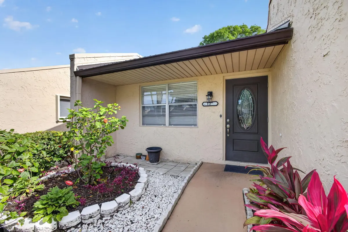 5-web-or-mls-5D1A7481 at 127 Lake Gloria Drive, West Palm Beach