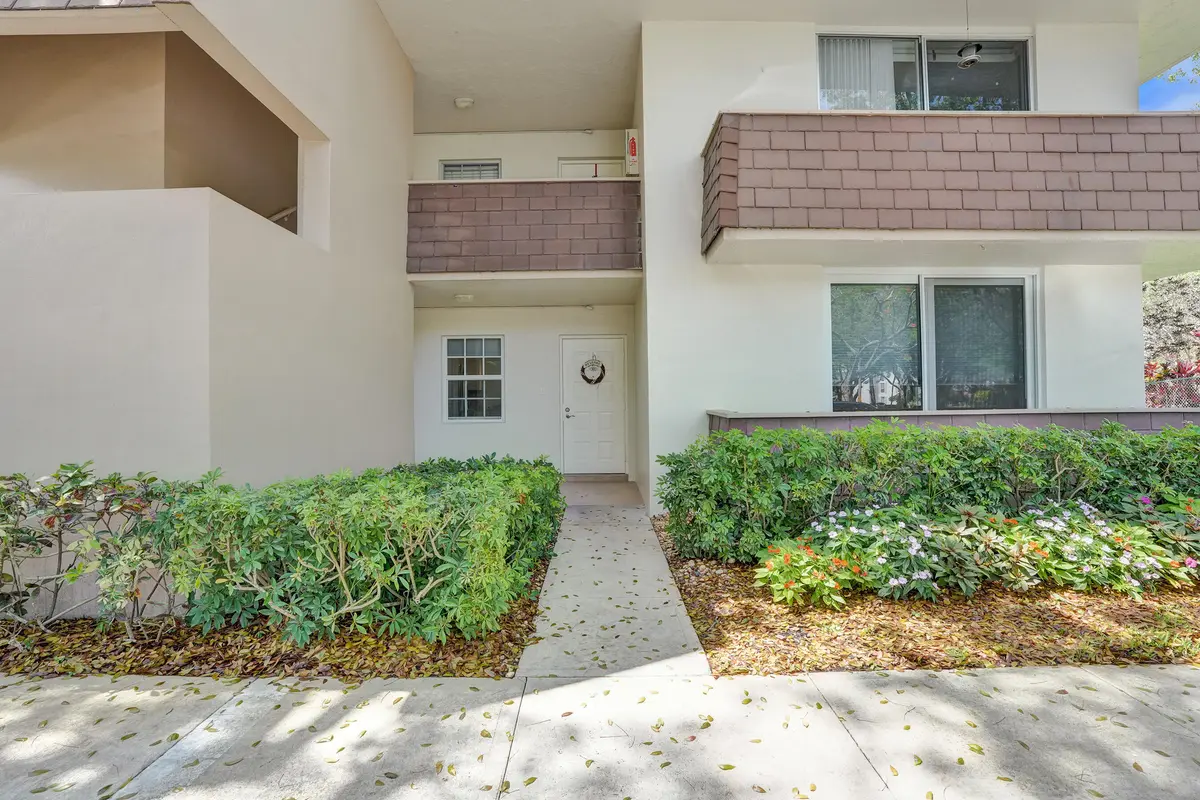DSC03582 at 3621 Oaks Clubhouse Drive 101, Pompano Beach