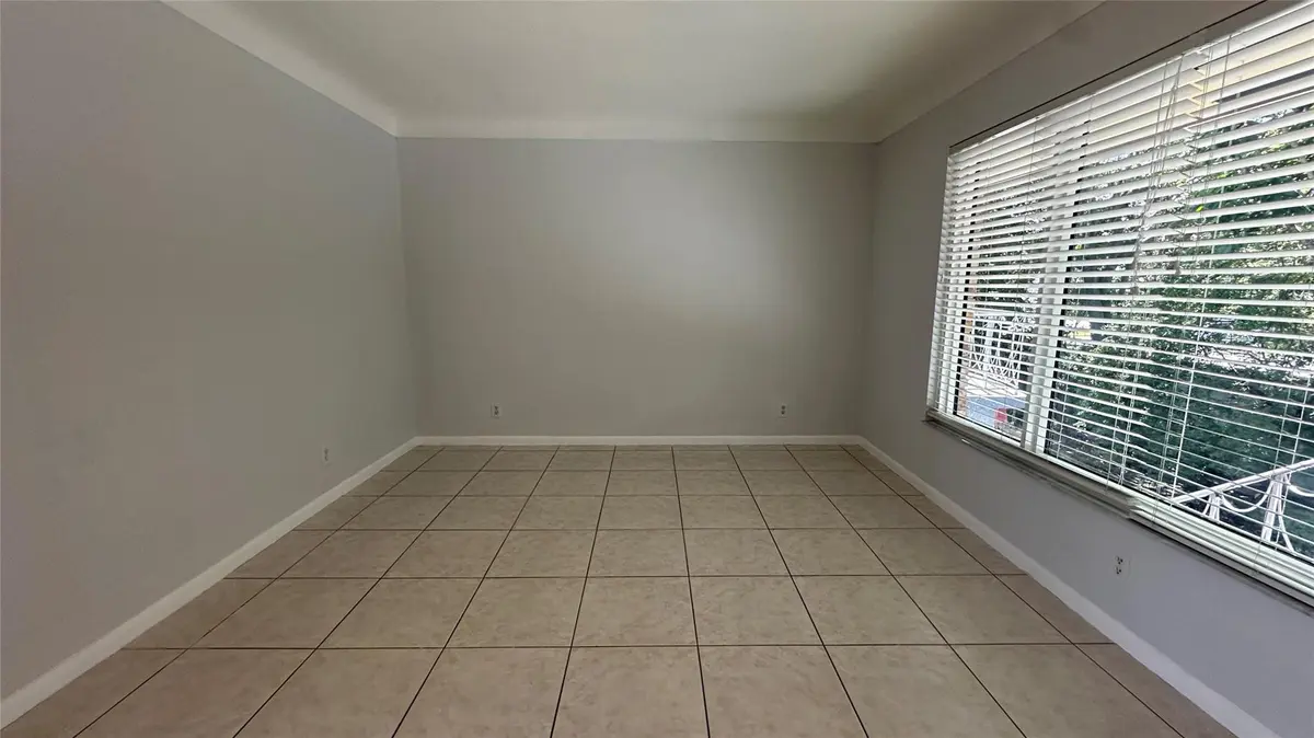 Photo 5 at 1900 NE 29th Street 2c, Lighthouse Point