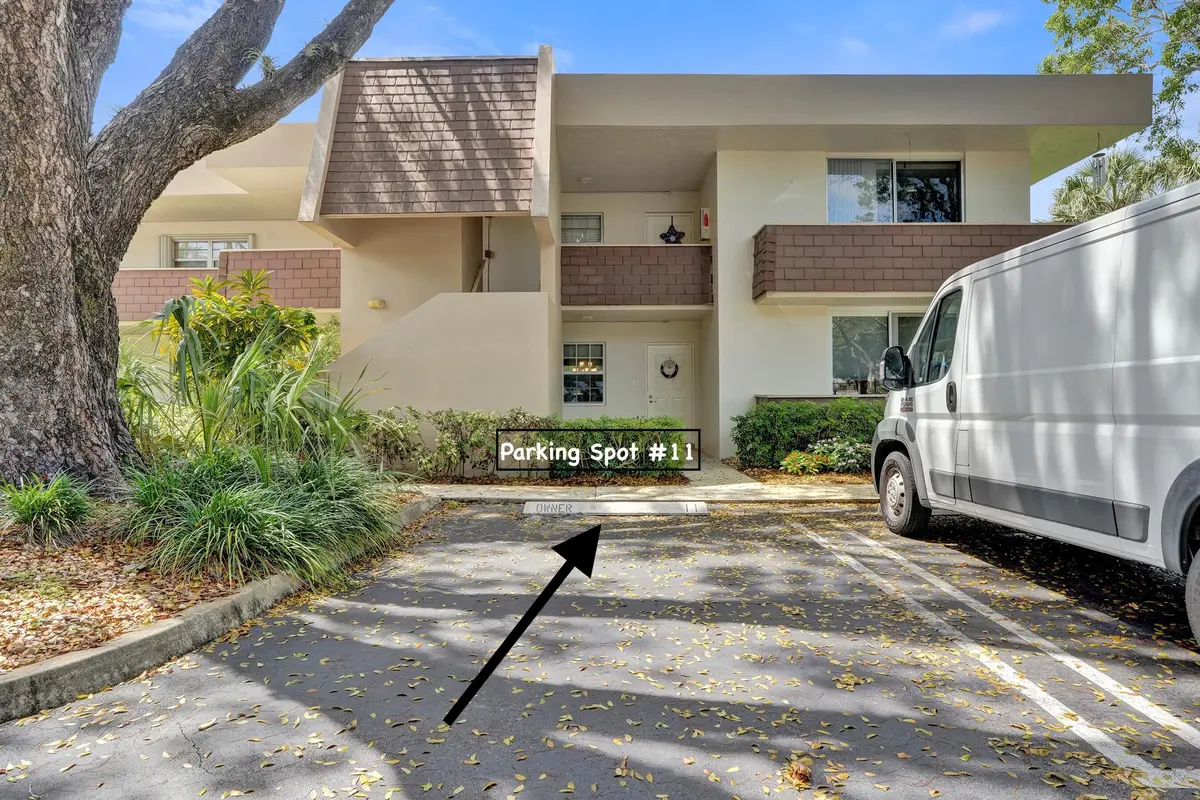 #11 at 3621 Oaks Clubhouse Drive 101, Pompano Beach
