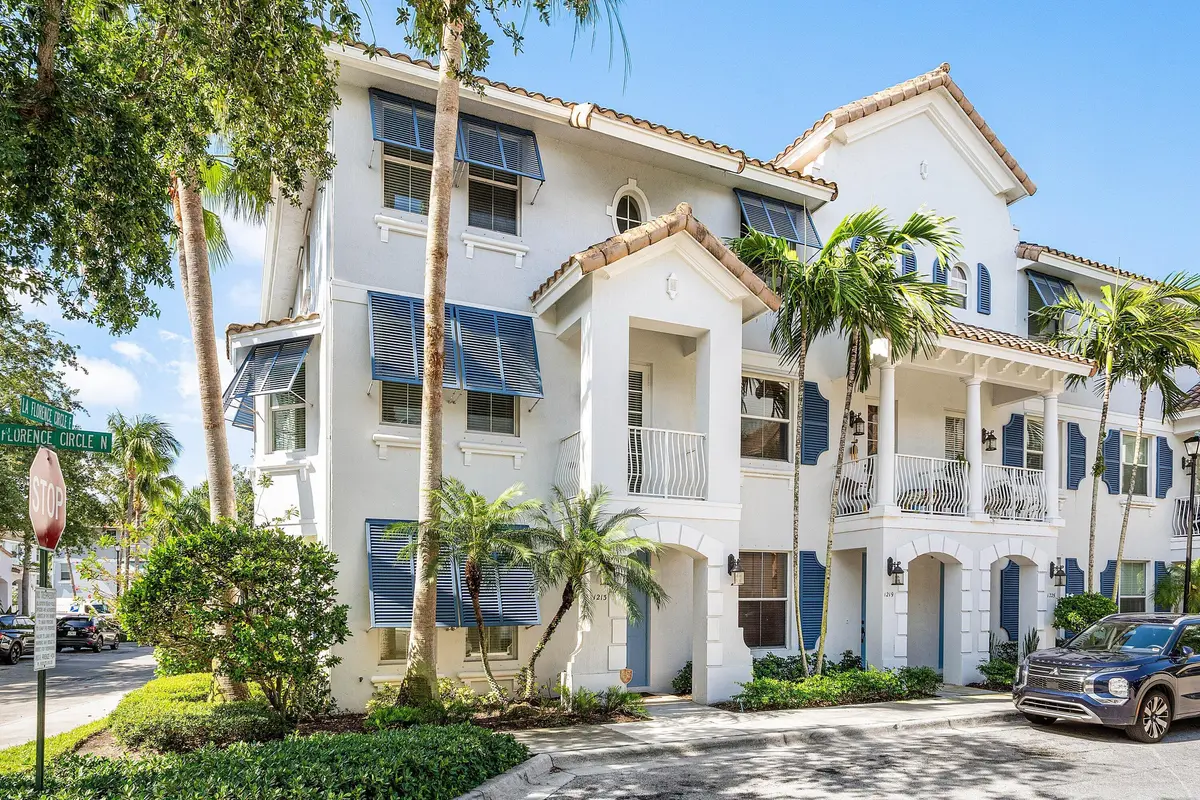 Corner Townhouse at 1213 Via Fatini, Boynton Beach
