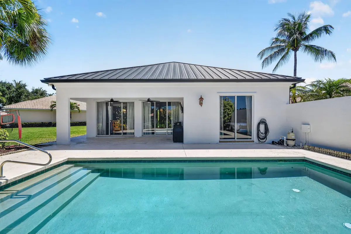 Pool and Lanai at 8142 Jolly Harbour Court, Wellington
