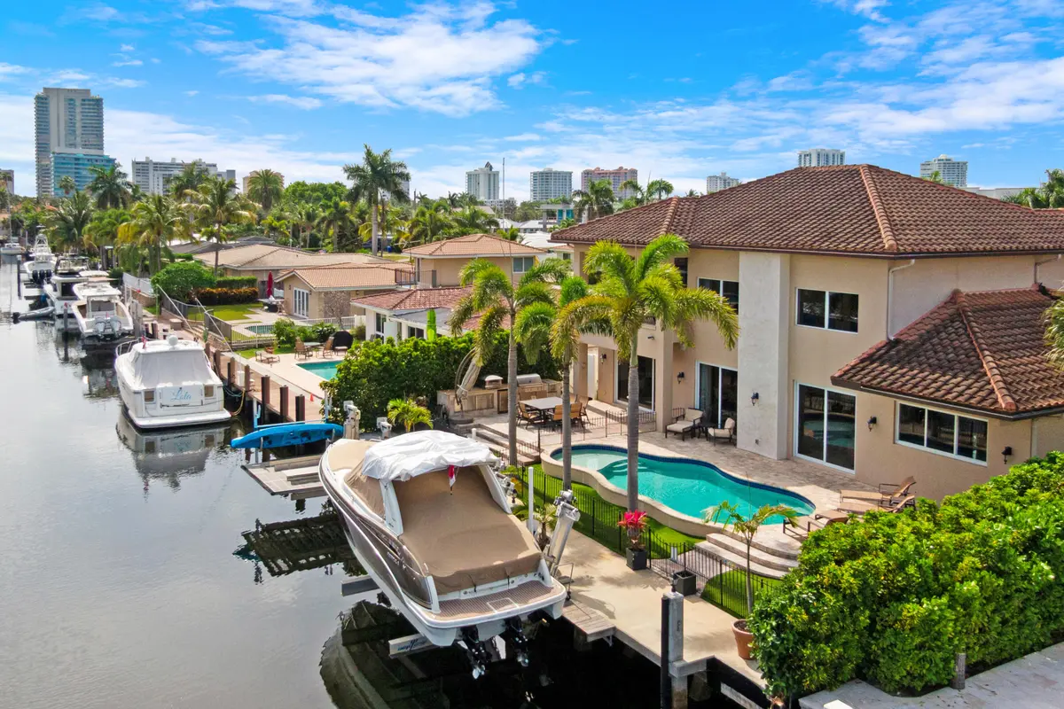 accutour_2461-se-10th-st -071 at 2461 SE 10th Street, Pompano Beach