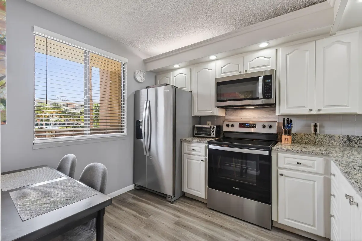 2401MarinaIsleWay#206(14) at 2401 Marina Isle Way #206, Jupiter