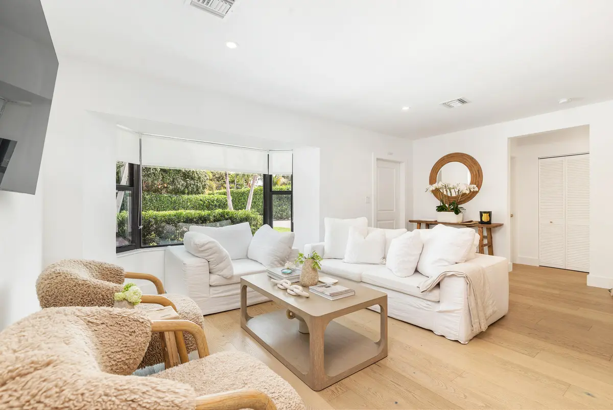 low-9 at 320 Linda Lane, West Palm Beach