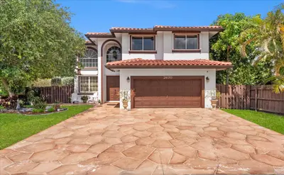 2670 NW 123rd Drive, Coral Springs – sold