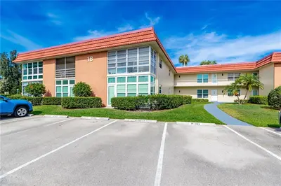 16 Vista Palm Lane 204, Vero Beach – sold