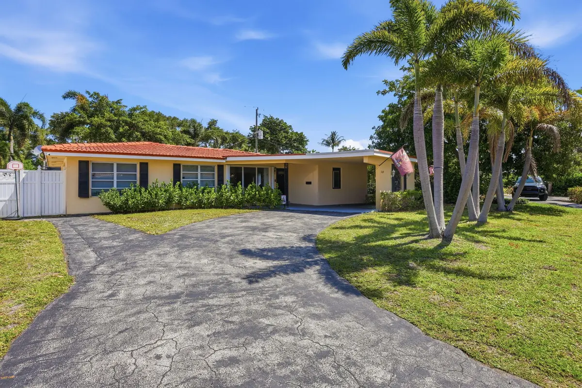 5-web-or-mls-0E2A6680 at 2169 NE 62nd Court, Fort Lauderdale