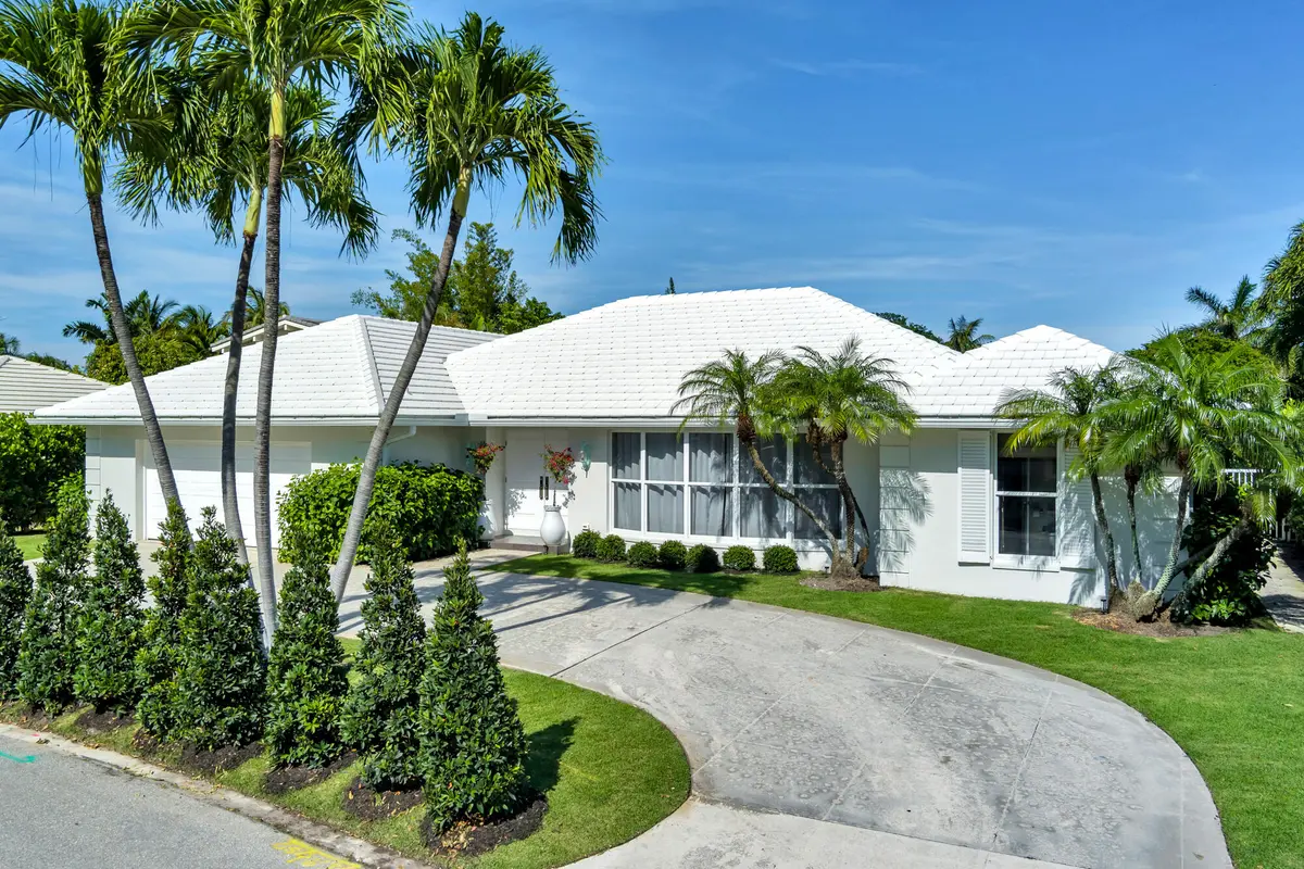 low-32 at 1465 N Lake Way, Palm Beach