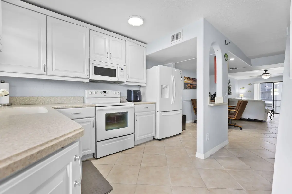 8-web-or-mls-_V7A8728Topaz at 1300 Seaway Drive B7, Fort Pierce
