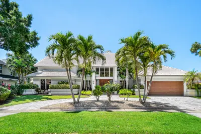 4440 Woodfield Boulevard, Boca Raton – sold