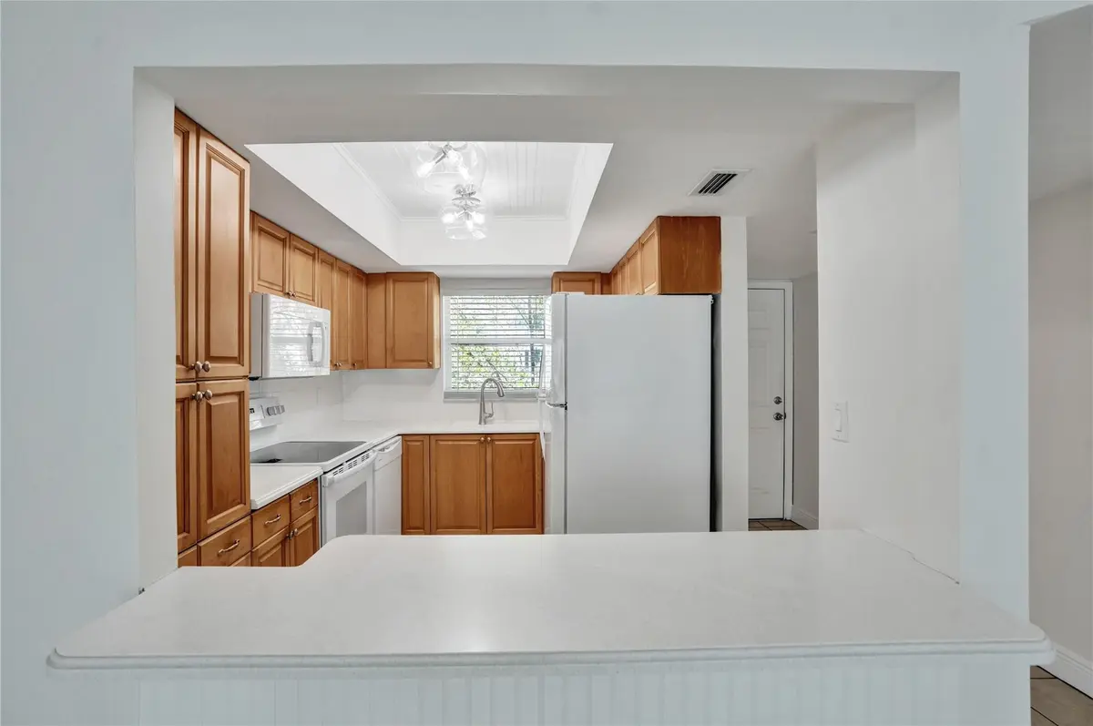 Photo 7 at 1750 S Ocean Boulevard 306e, Lauderdale-By-The-Sea