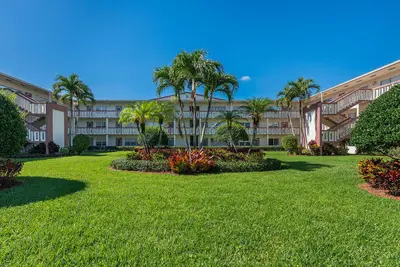301 Preston H 301, Boca Raton – sold