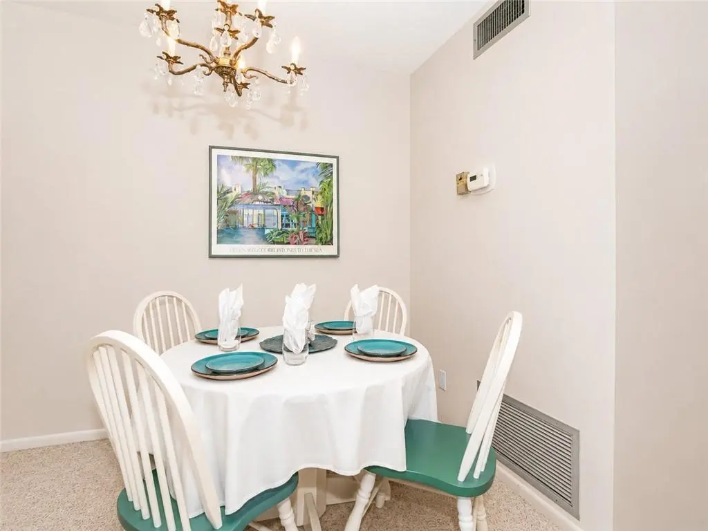 21 pine arbor 104 8 at 21 Pine Arbor Lane 104, Vero Beach