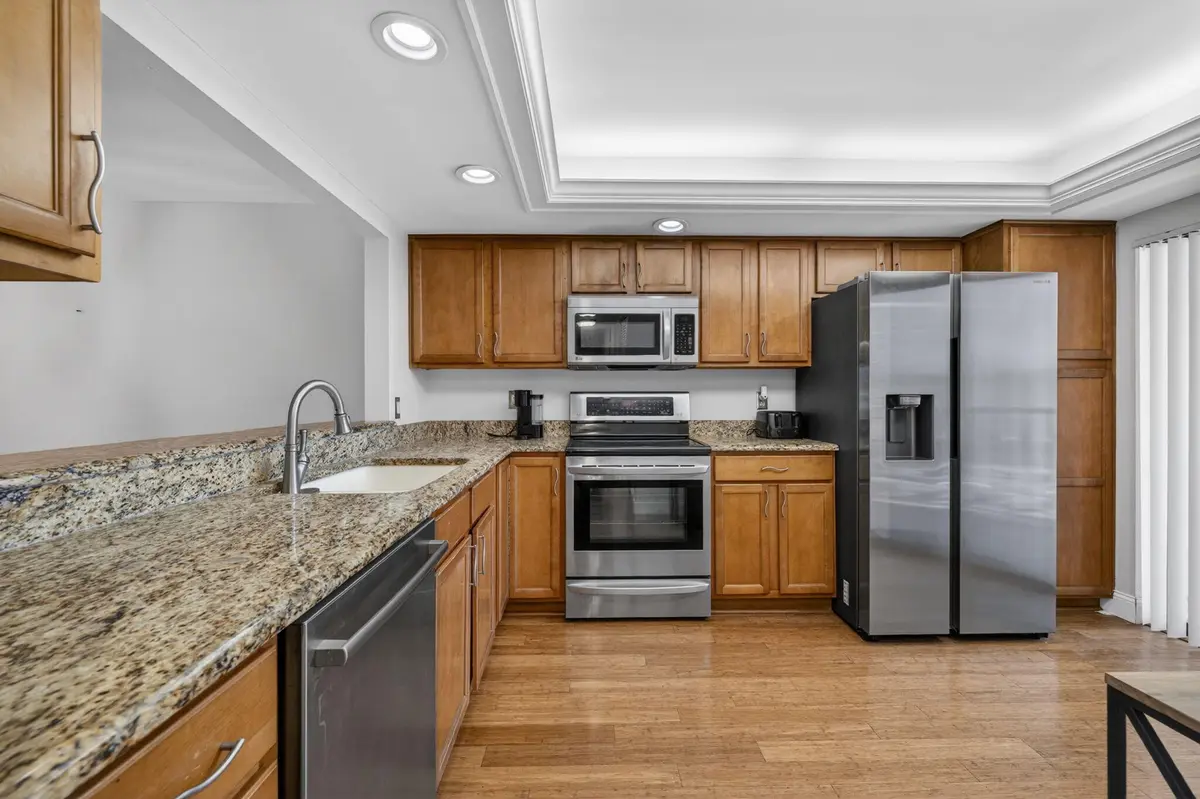 13-web-or-mls-3A5A1855 at 3500 Twin Lakes Terrace 202, Fort Pierce