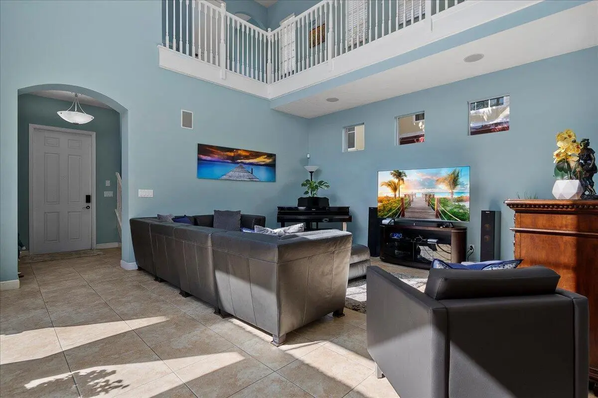 Grand Room at 82 Stoney Drive, Palm Beach Gardens