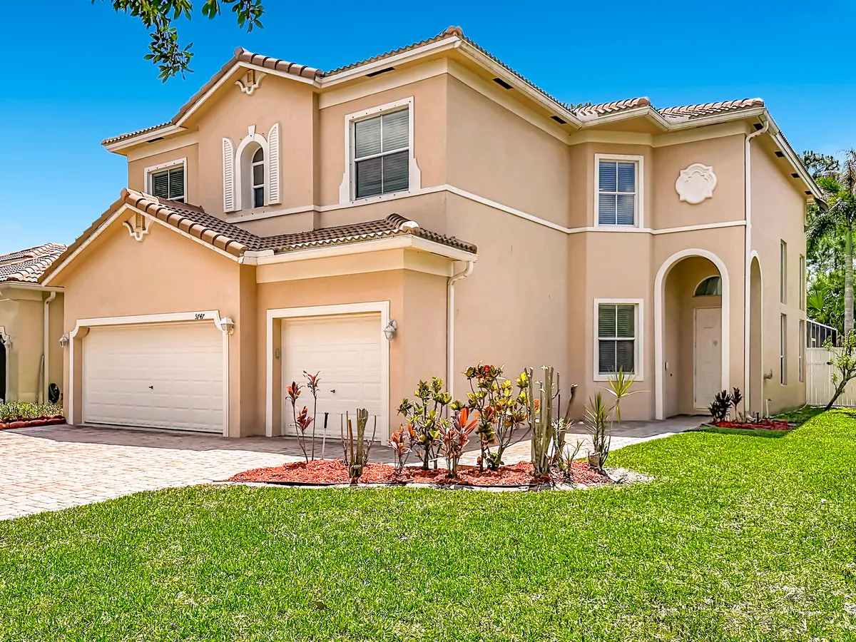 Front at 5747 Sunberry Circle, Fort Pierce