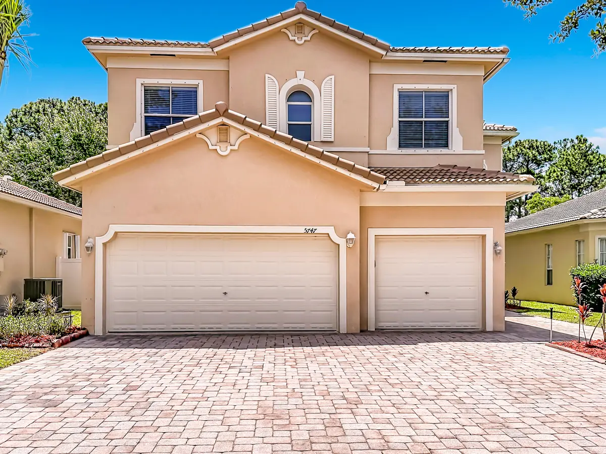 Front at 5747 Sunberry Circle, Fort Pierce