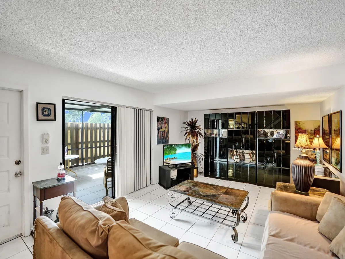 Photo 2 at 865 NW 29th Avenue A, Delray Beach