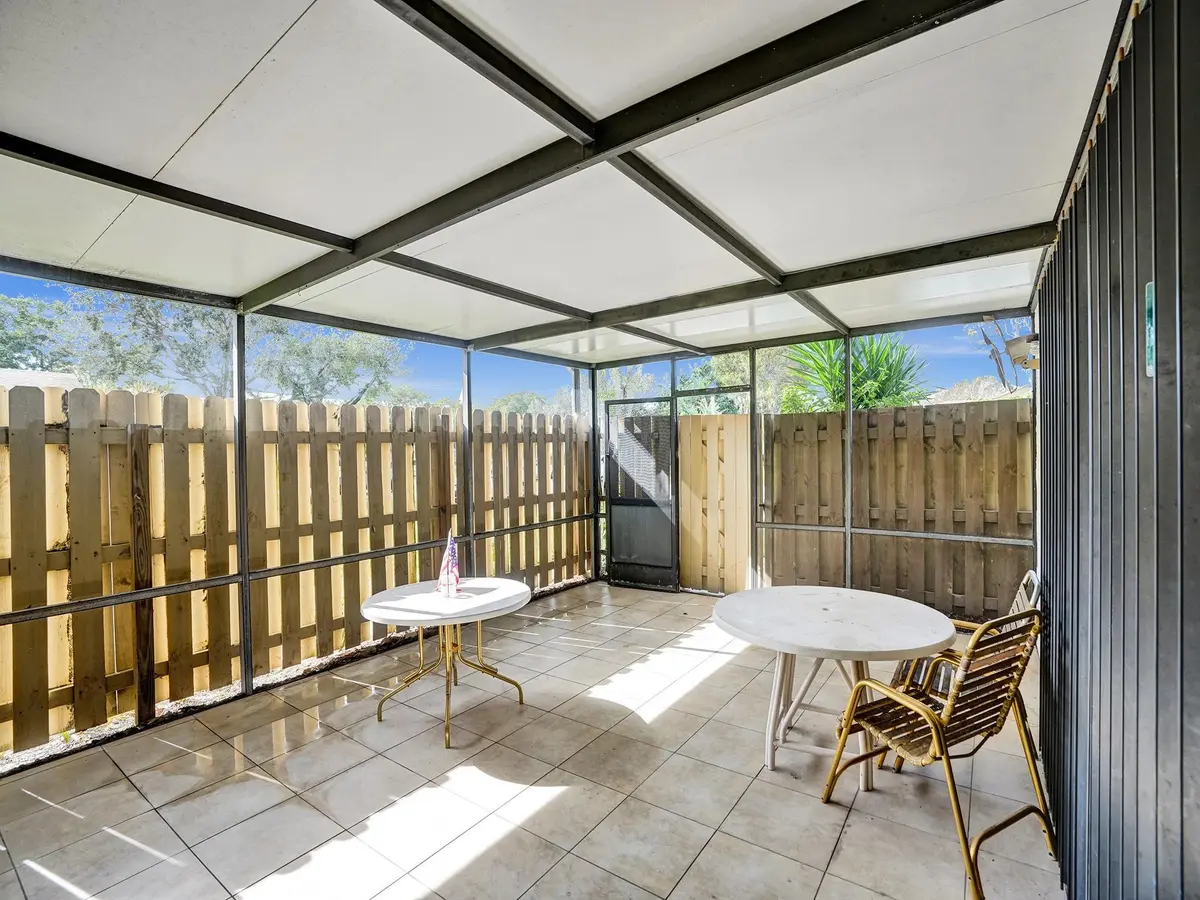 Photo 4 at 865 NW 29th Avenue A, Delray Beach