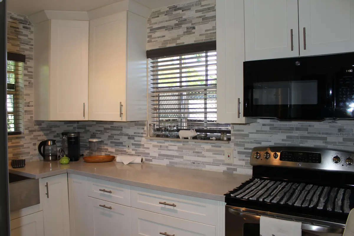 kitchen at 225 Gulfstream Boulevard, Boynton Beach