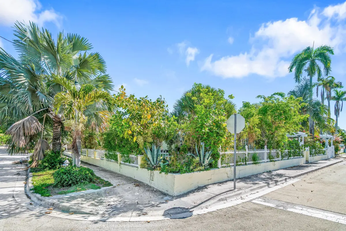 Corner Lot at 629 Selkirk Street, West Palm Beach
