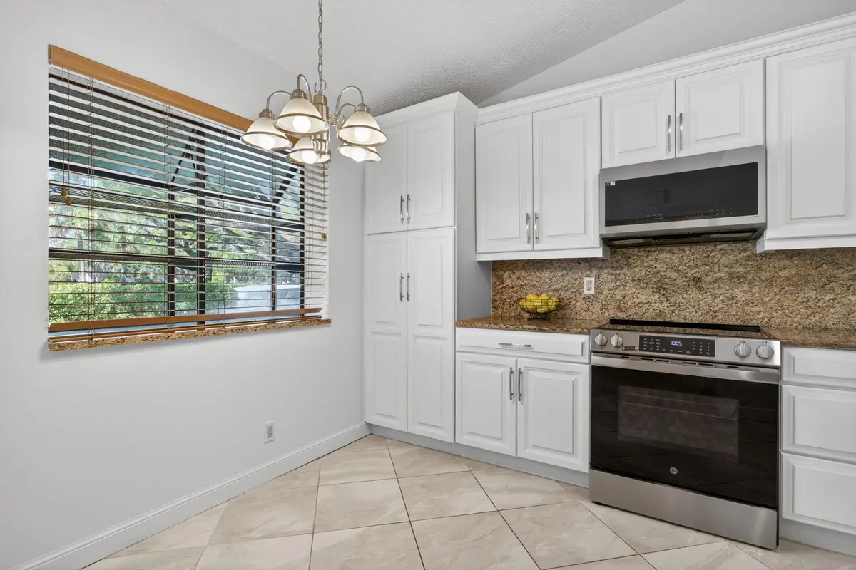 Kitchen at 3254 Carambola Circle, Coconut Creek