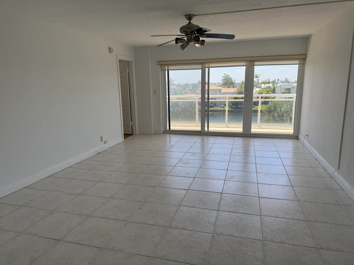 living room at 1160 Hillsboro Mile 304, Hillsboro Beach