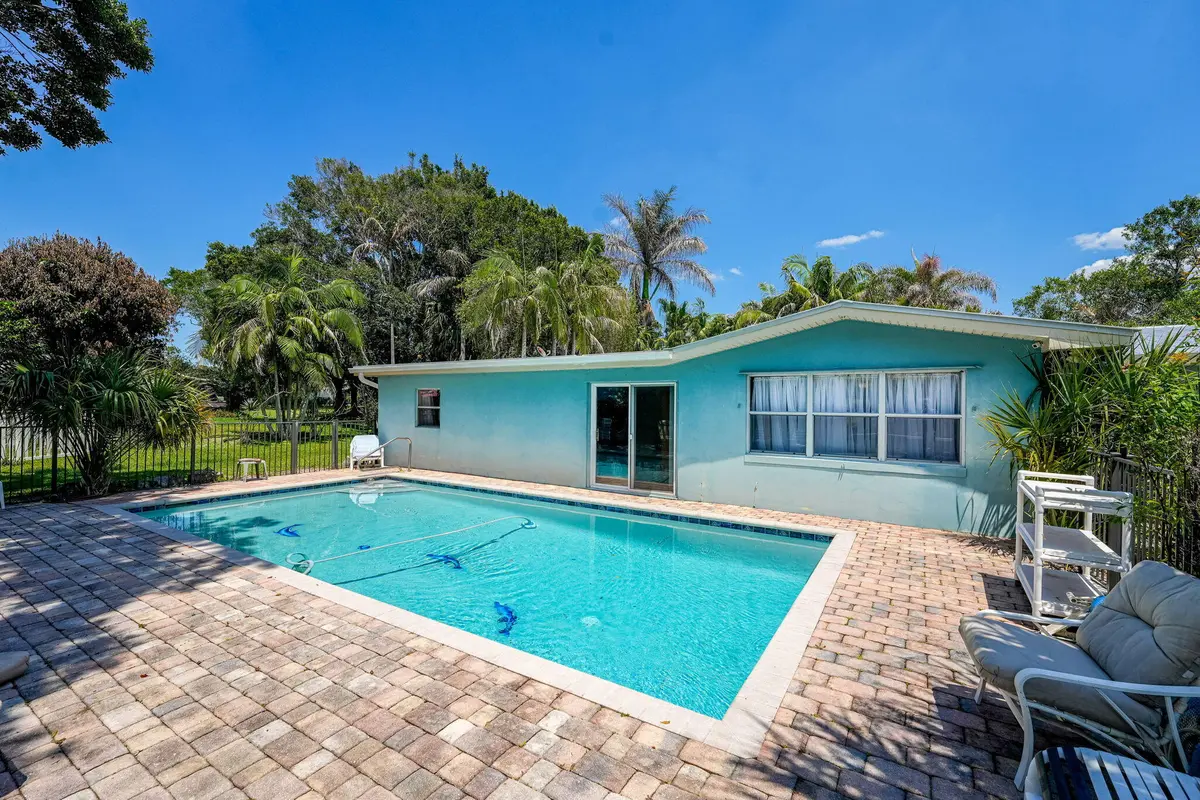 40-web-or-mls-108-carlisle-ln at 108 Carlisle Lane, Port St. Lucie