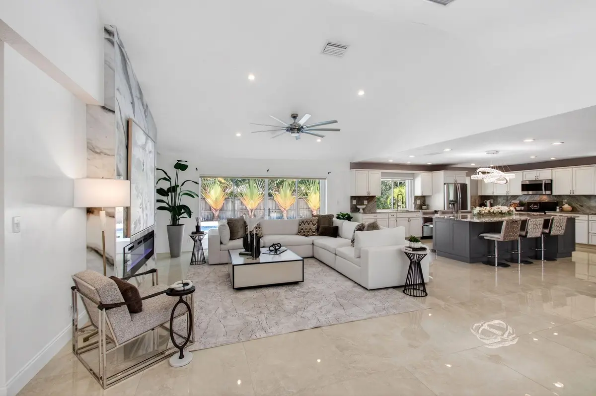 16-web-or-mls-DSC_6869 at 17634 Lake Park Road, Boca Raton