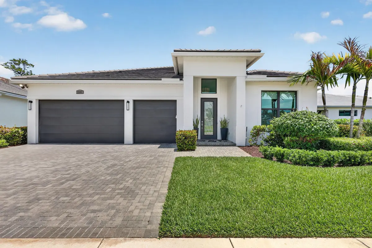 1-web-or-mls-7R7A1820 at 2341 SE Canopy Cove Lane, Port St. Lucie