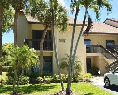 5055 Oakhill Lane 221, Delray Beach – Condominium for sale